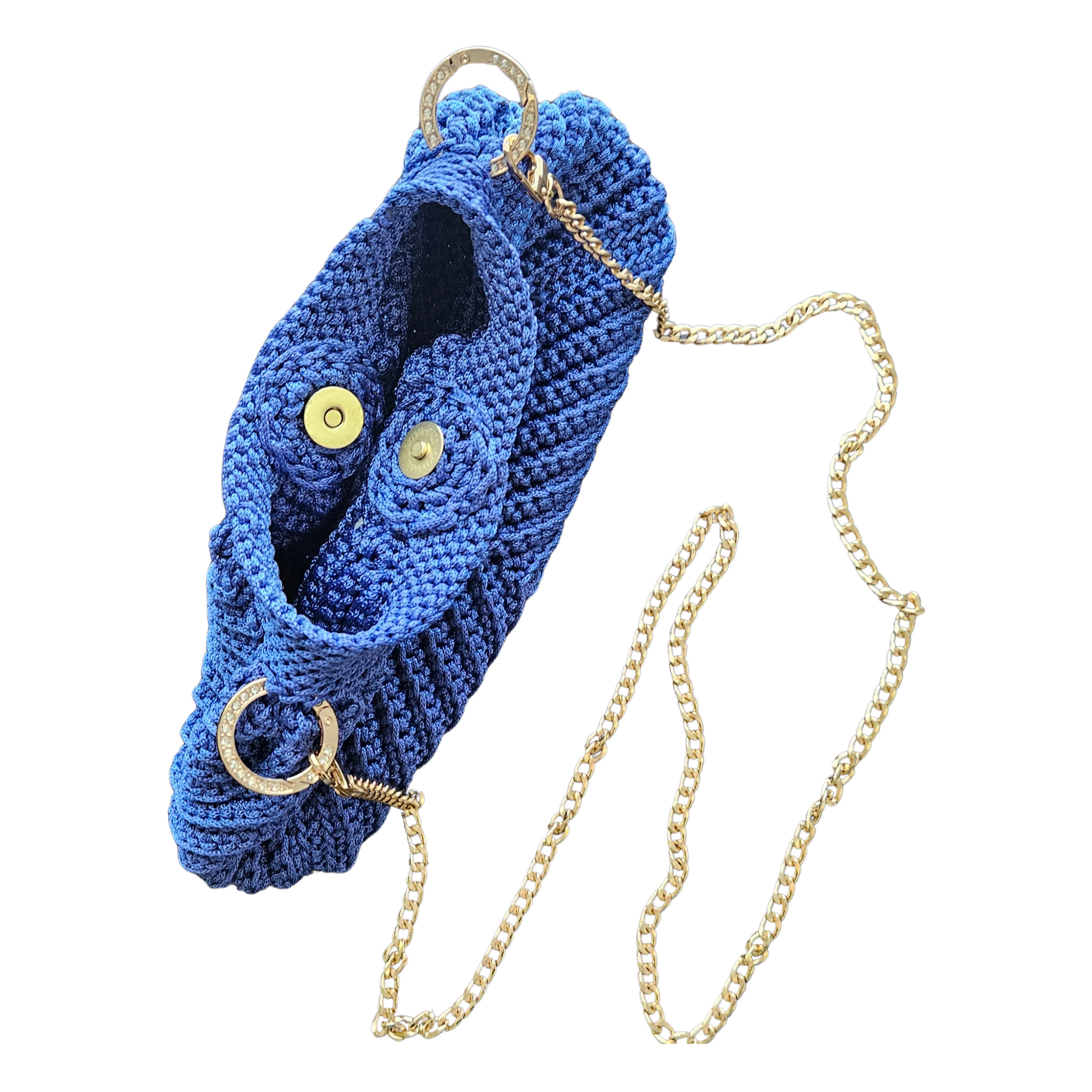 Gold magnetic clasp detail on Denim Blue Modern Macrame Crossbody – stylish and secure closure to protect your essentials.
