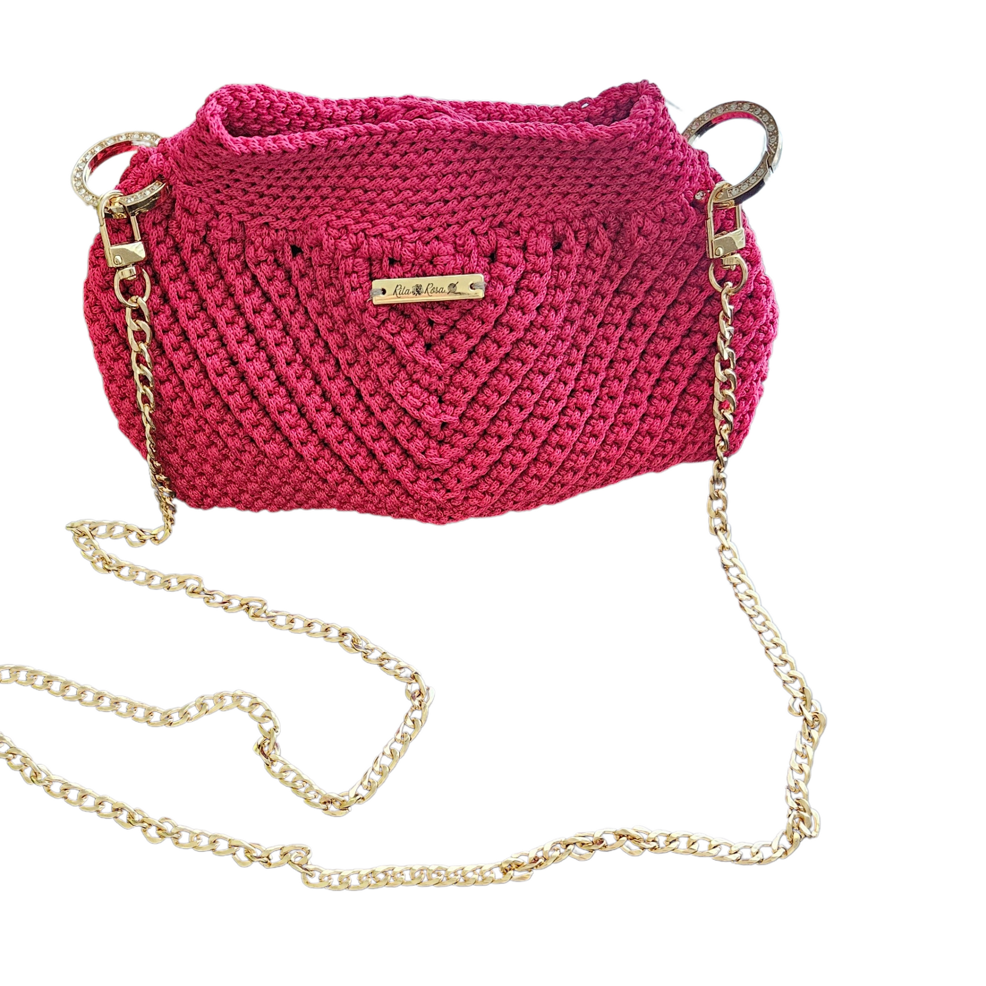 Close-up of Red Small Modern Macrame Crossbody gold chain strap – 47.2-inch crossbody chain offering elegant, hands-free wear.