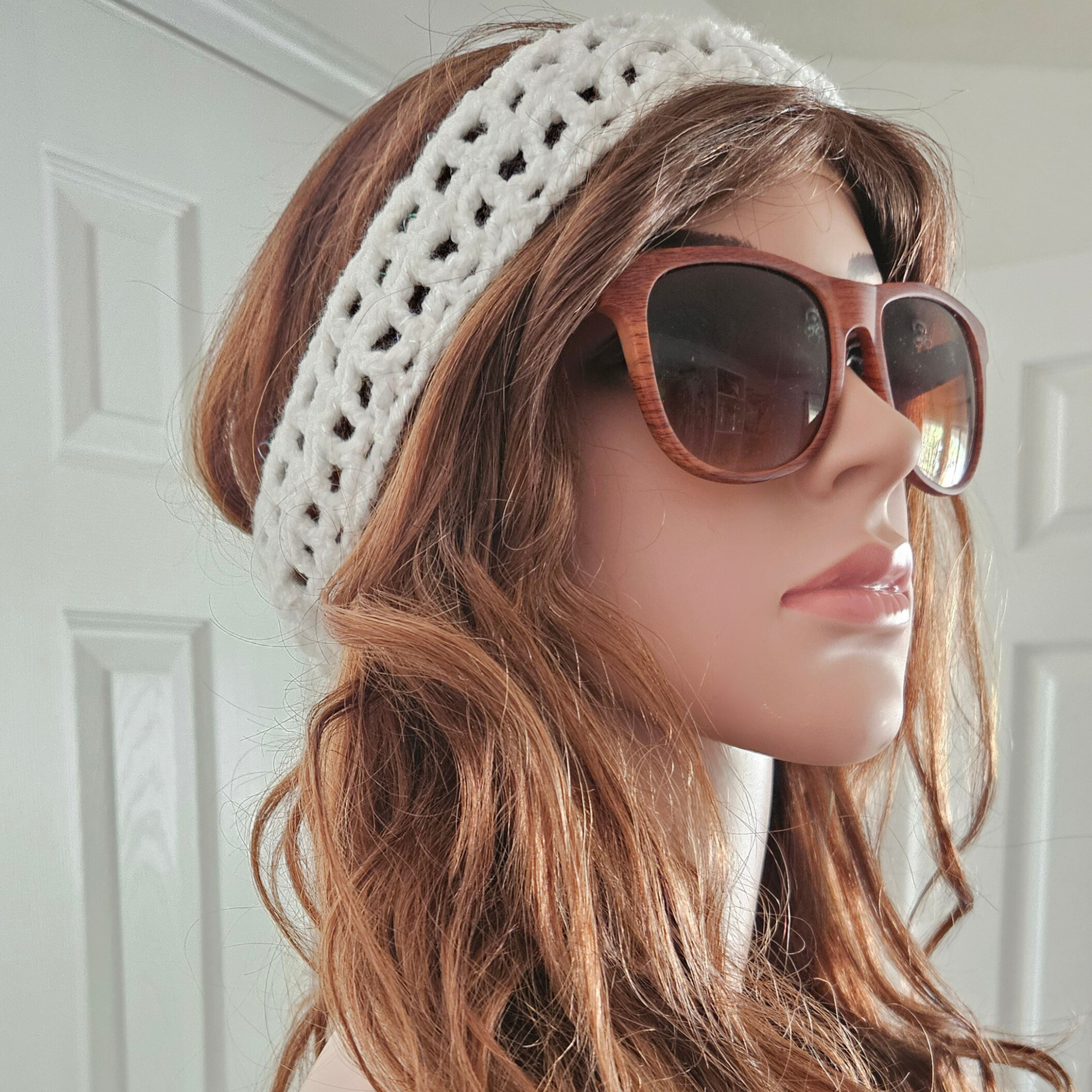 White Mesh headband model side pose