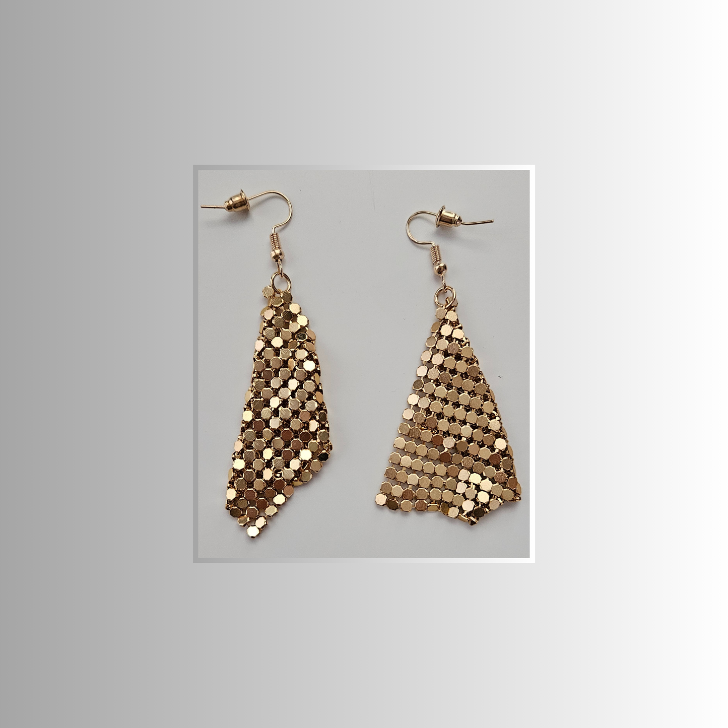 Dot Gold Drop Earrings with Cloth-Like Texture Fashion Accessory - Rita Rosa Brazilian Beachwear